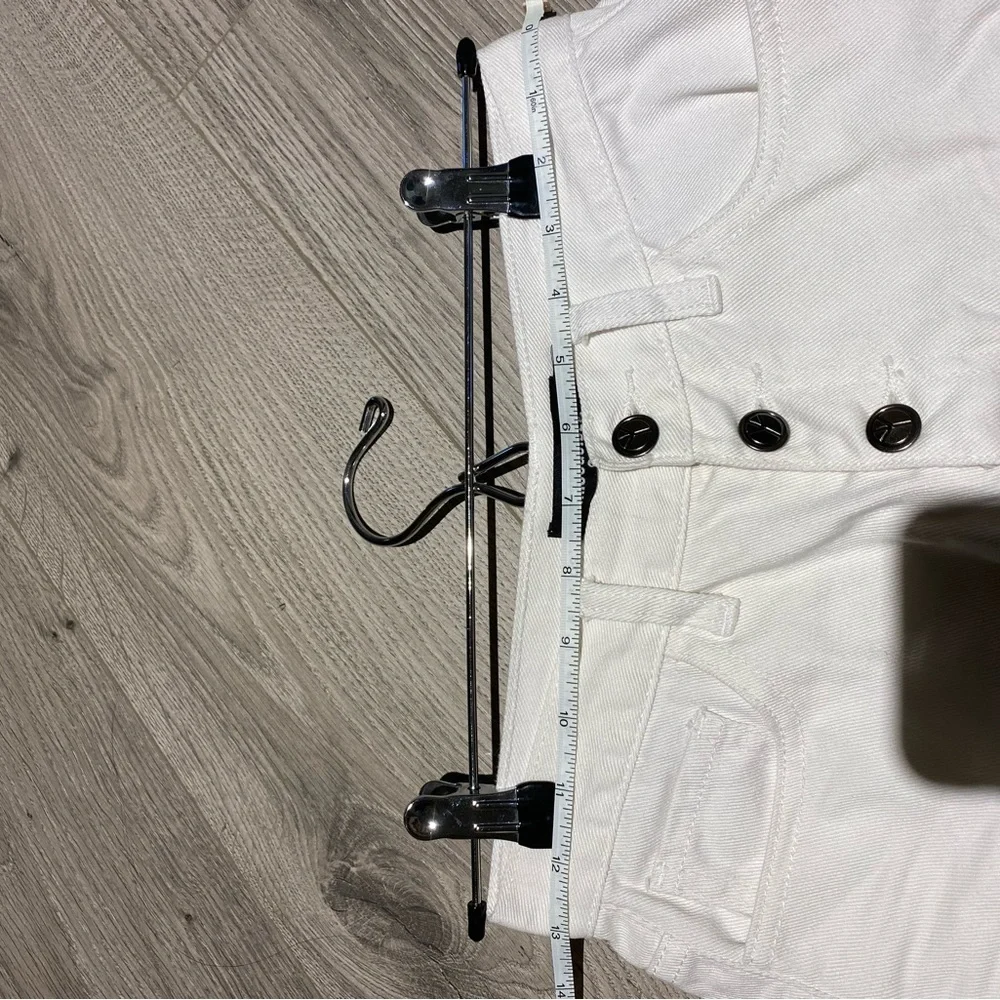 Missguided high rise high waisted denim shorts - Picture 4 of 4
